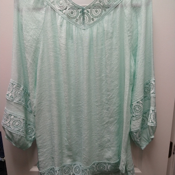 Boho style long flowy loose fit top - Picture 3 of 6
